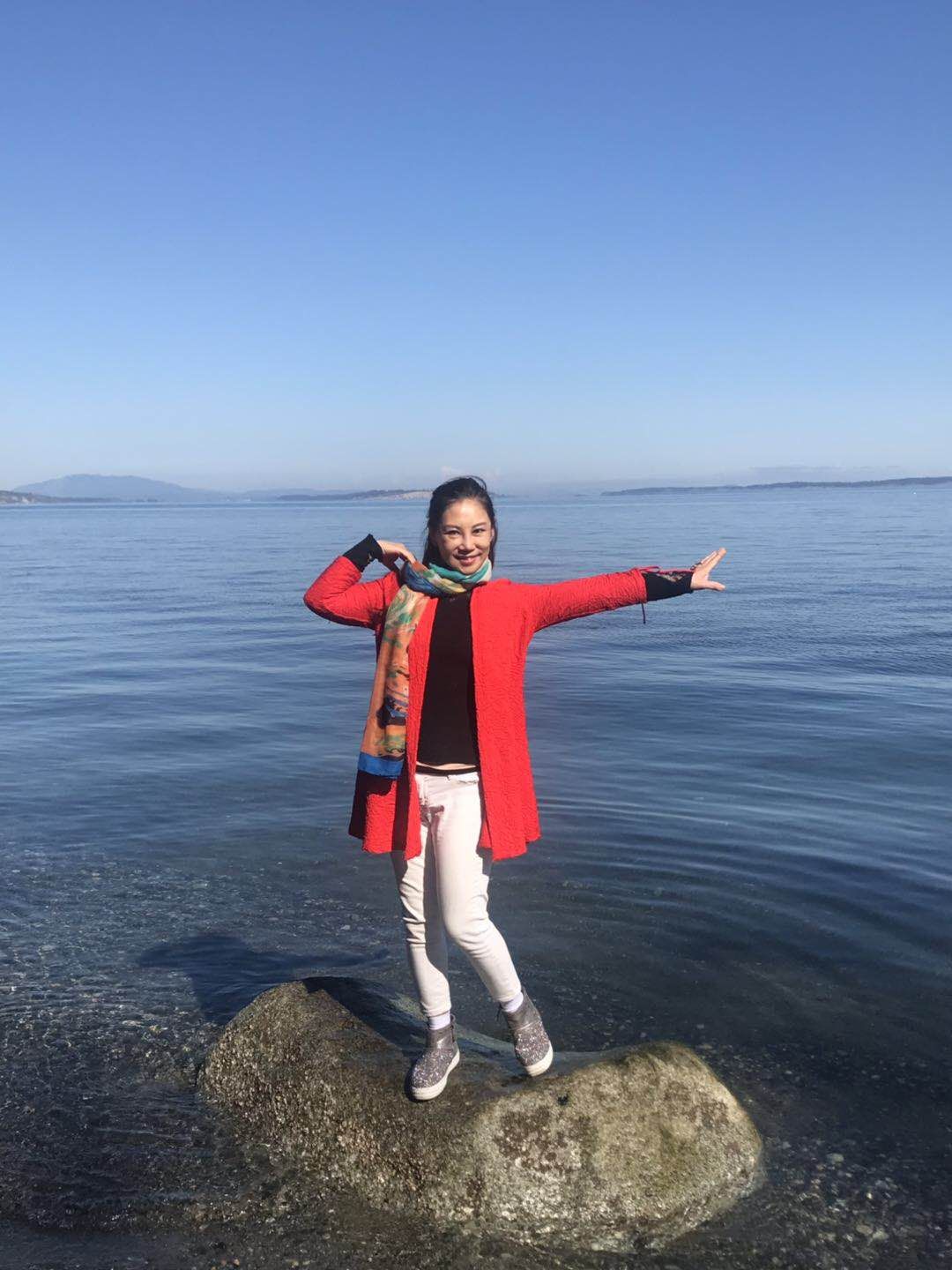 2019年3月30日上午，Balmacarra海边公园。我很美丽哦。卫九如。