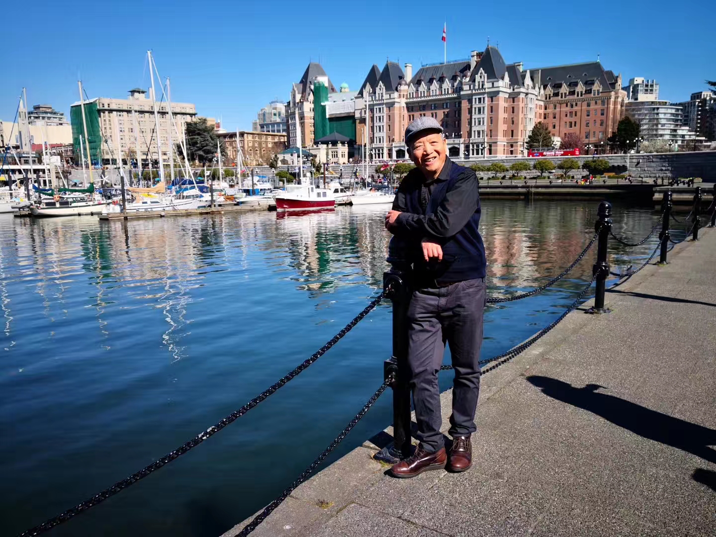 2019年3月30日下午，维多利亚市内港，女皇宾馆。沈家庄。